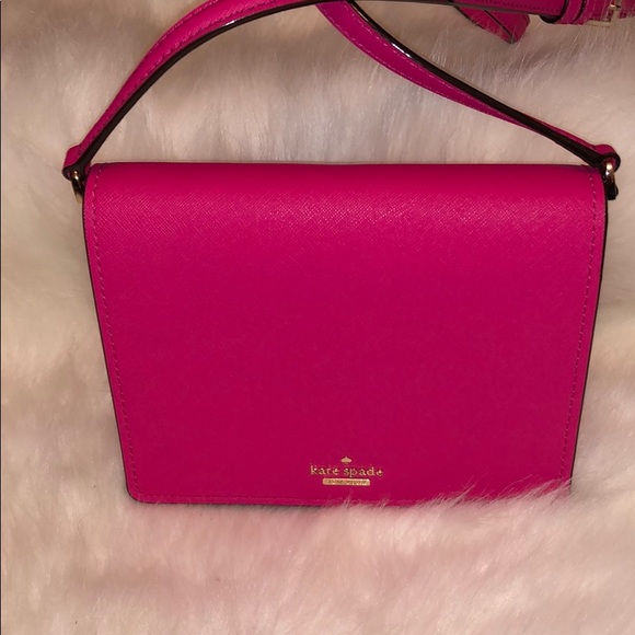 kate spade Handbags - 💕KATE SPADE SMALL DODY CROSSBODY💕